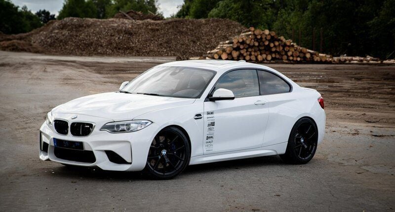 Vit Begagnad 2016 BMW M2 Sportkupé | 410 000 kr (Lite dyr) - Bild 1/1