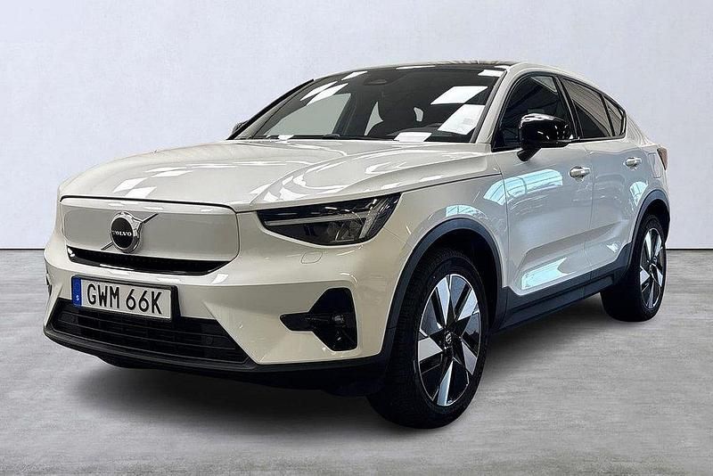 Vit Begagnad 2023 Volvo EC40 Plus SUV | 419 900 kr (Lite dyr) - Bild 1/4