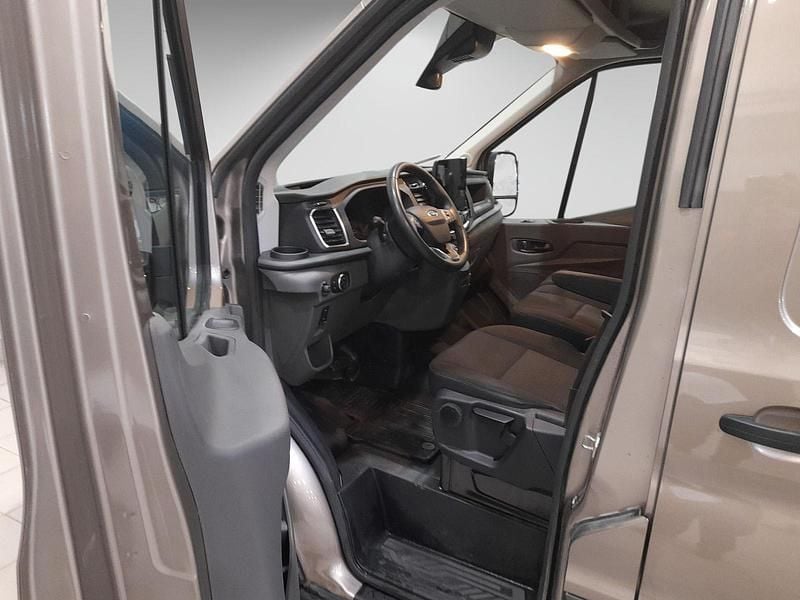 Begagnad Ford E-Transit 2023 Grå Van