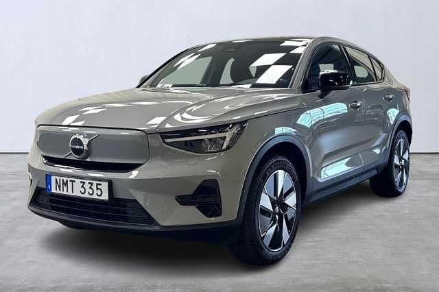 Grå Begagnad 2023 Volvo EC40 Core SUV | 399 900 kr (Lite dyr) - Bild 1/4