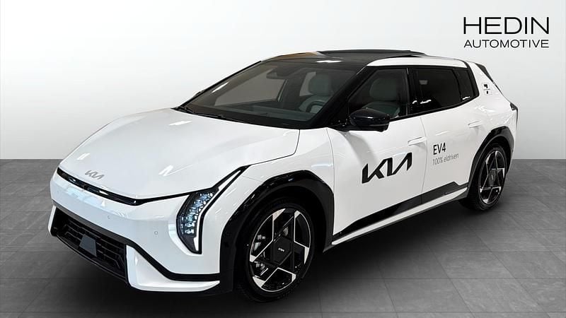Begagnad Kia EV4 2026 Vit Halvkombi