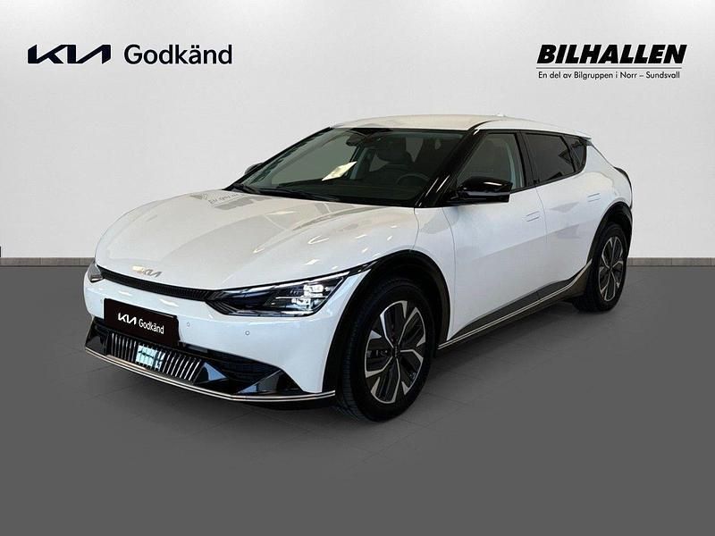Vit Begagnad 2023 Kia EV6 3 SUV | 529 900 kr (Marknadspris) - Bild 1/4