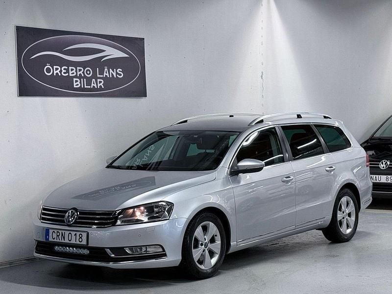 Silver Begagnad 2015 VW Passat Kombi | 104 900 kr (Superpris) - Bild 1/4
