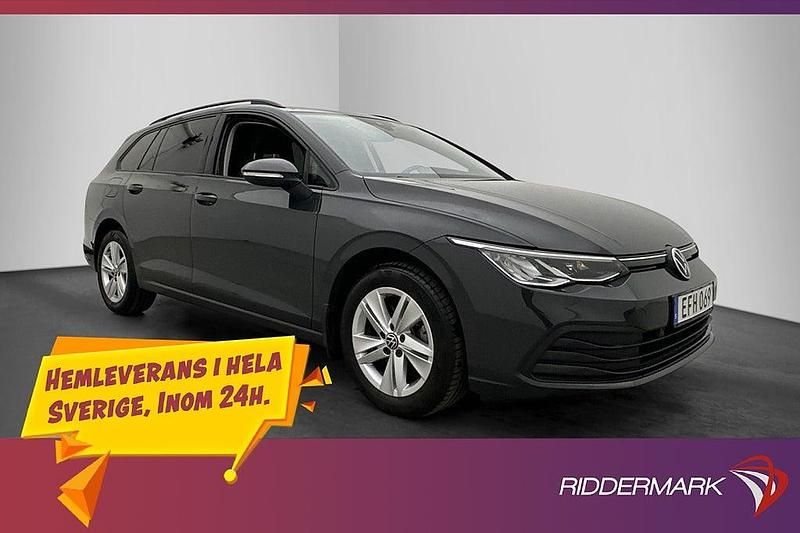 Grå Begagnad 2022 VW Golf VIII | 259 800 kr (Lite dyr) - Bild 1/3