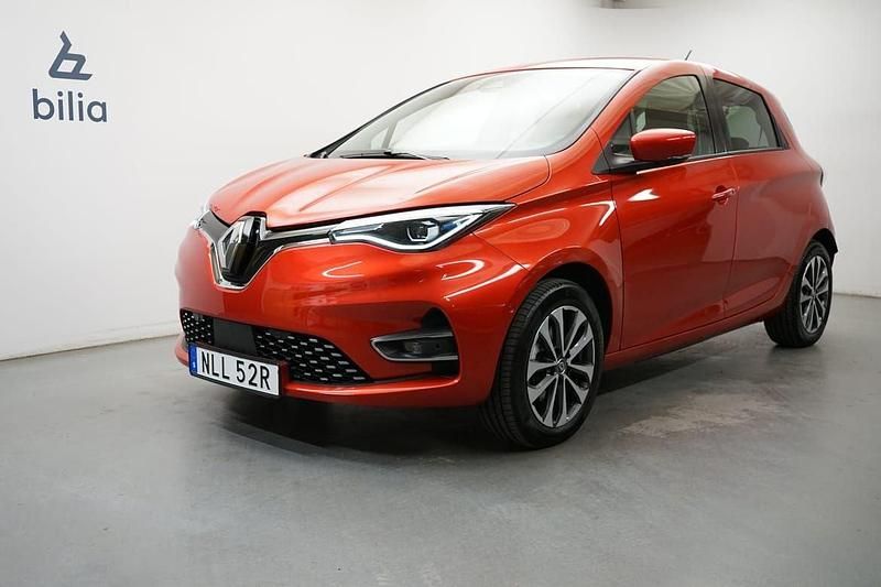 Röd Begagnad 2022 Renault Zoe Intens Halvkombi | 194 900 kr (Lite dyr) - Bild 1/4
