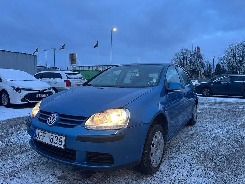 Begagnad 2004 VW Golf IV | 24 900 kr (Marknadspris) - Bild 1/4