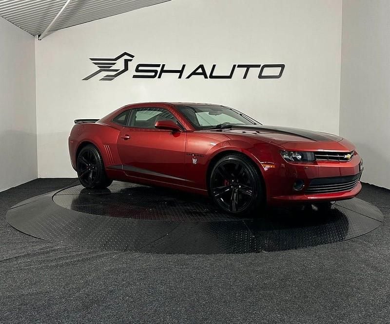 Begagnad Chevrolet Camaro 328 HK (241 kW) 2014 Mörkröd Sportkupé