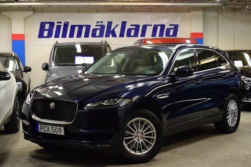 Blå Begagnad 2017 Jaguar F-Pace S SUV | 219 000 kr (Marknadspris) - Bild 1/4