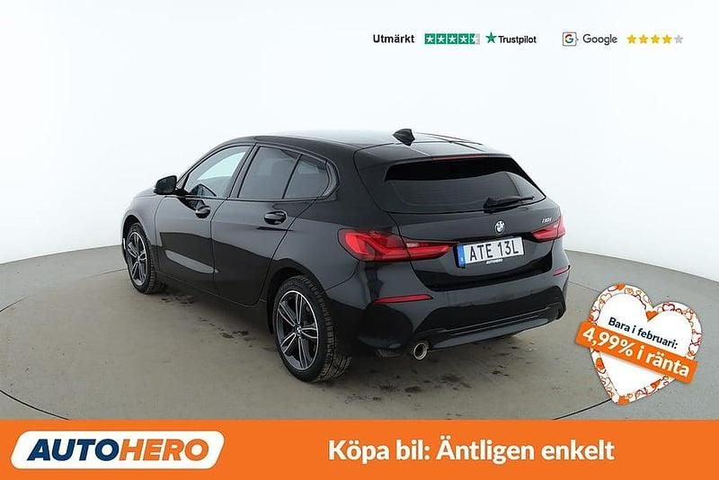 Begagnad BMW 118 Sport Line 137 HK (100 kW) 2022 Svart Halvkombi