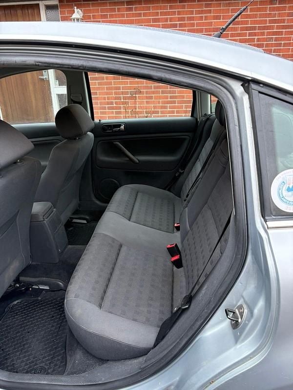 Begagnad VW Passat 150 HK (110 kW) 2005