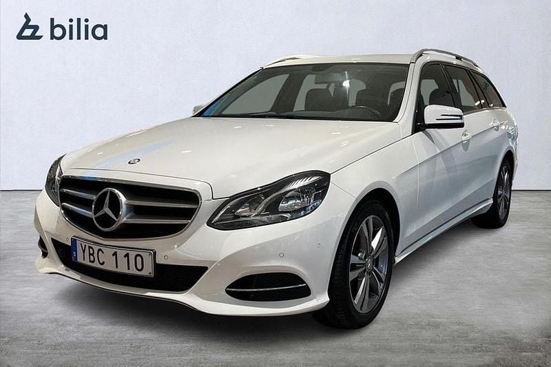 Vit Begagnad 2015 Mercedes E220 Avantgarde Kombi | 219 000 kr (Bra pris) - Bild 1/4