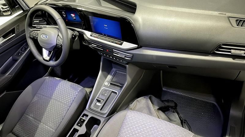 Ny Ford Transit Connect Limited 150 HK (110 kW) 2025 Frozen white Minibuss