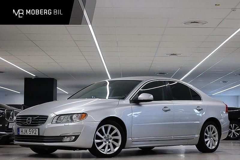 Begagnad Volvo S80 Summum 116 HK (85 kW) 2013 Silver Sedan