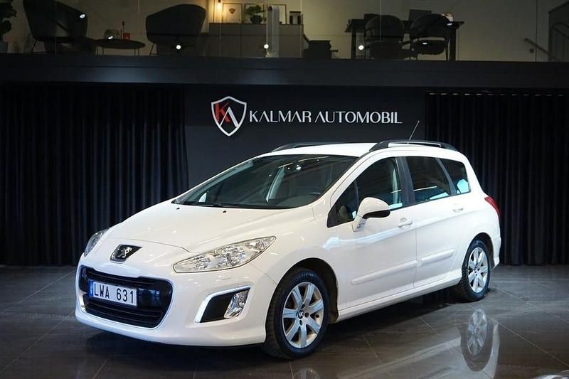 Begagnad Peugeot 308 SW 112 HK (82 kW) 2011 Vit Kombi