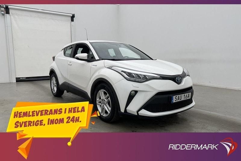 Vit Begagnad 2020 Toyota C-HR Active SUV | 174 800 kr (Marknadspris) - Bild 1/3