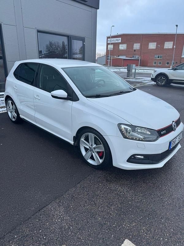 Begagnad 2011 VW Polo GTI Halvkombi | 85 000 kr (Marknadspris) - Bild 1/4