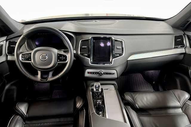 Begagnad Volvo XC90 455 HK (334 kW) 2024 Grå SUV