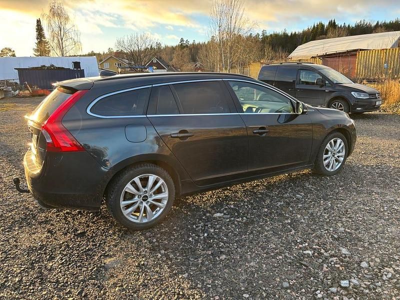 Begagnad Volvo V60 231 HK (169 kW) 2018 Kombi
