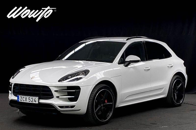 Vit Begagnad 2017 Porsche Macan Turbo SUV | 469 800 kr (Marknadspris) - Bild 1/3