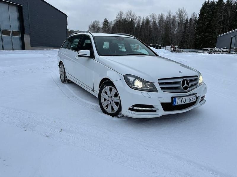 Begagnad Mercedes C220 170 HK (125 kW) 2013 Kombi