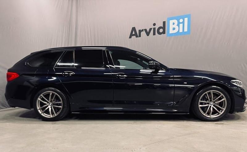 Begagnad BMW 530 M Sport 252 HK (185 kW) 2017 Svart Kombi