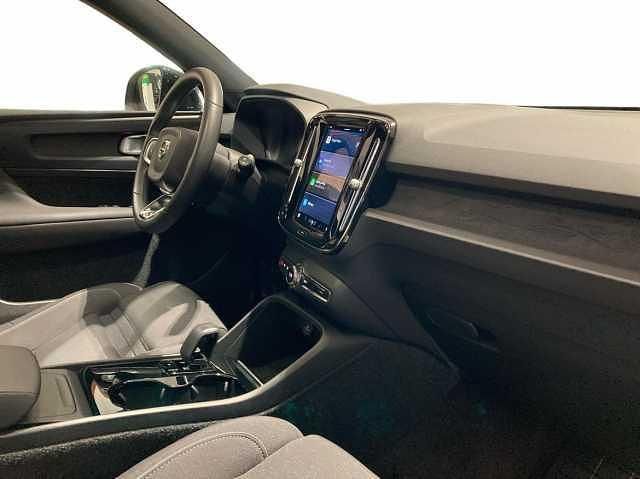 Begagnad Volvo XC40 299 kW (407 HK) 2023 Svart SUV