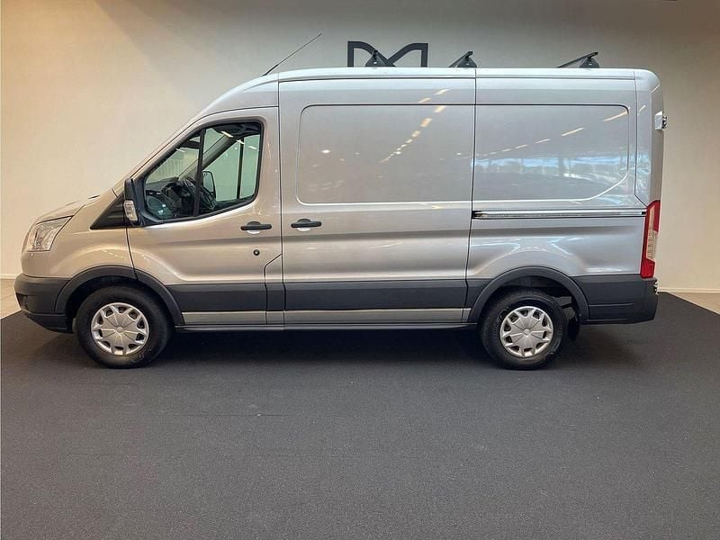 Grå Begagnad 2016 Ford Transit Van | 179 900 kr (Superpris) - Bild 1/4