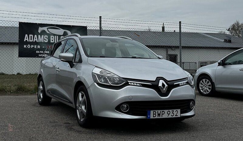 Silver Begagnad 2014 Renault Clio GrandTour Kombi | 74 900 kr (Marknadspris) - Bild 1/4