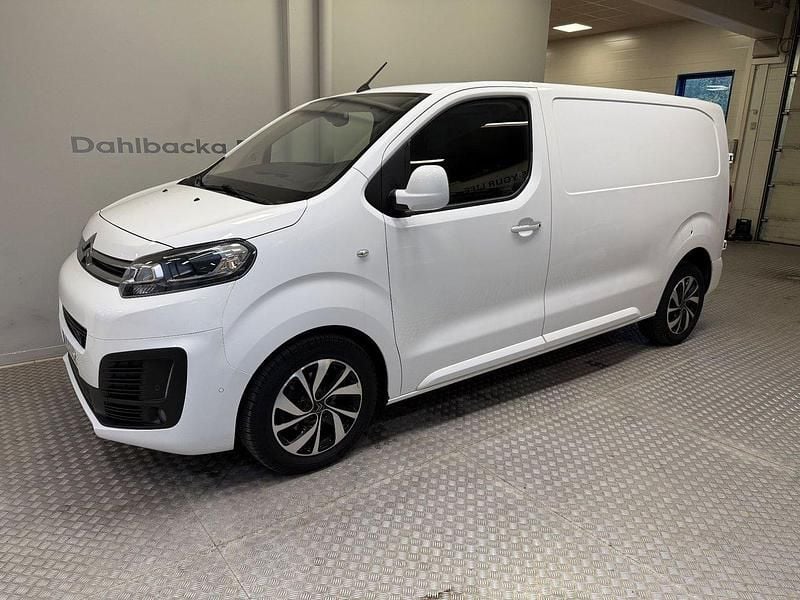 Vit Begagnad 2016 Citroën Jumpy Minibuss | 159 000 kr (Marknadspris) - Bild 1/4