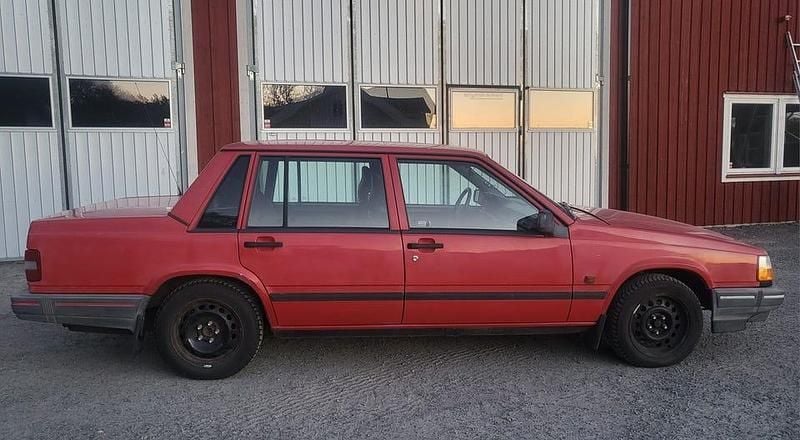 Begagnad Volvo 744 1992