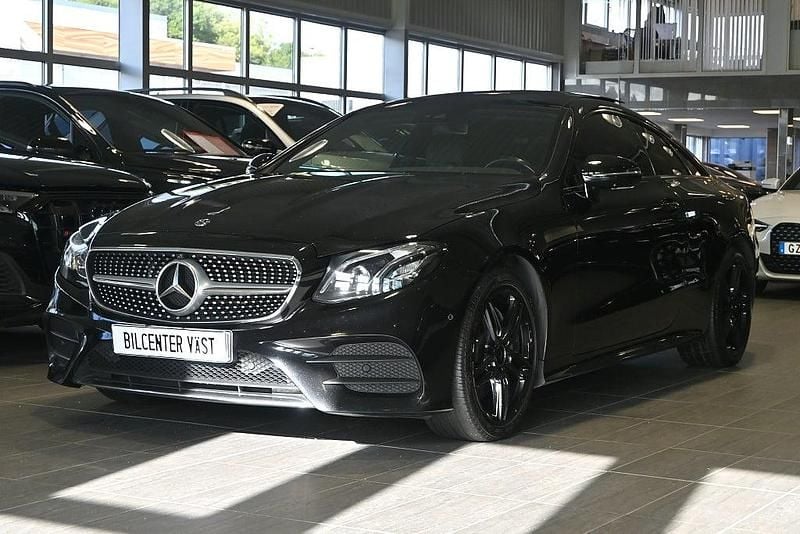Begagnad Mercedes E220 AMG 194 HK (142 kW) 2019 Svart Sportkupé