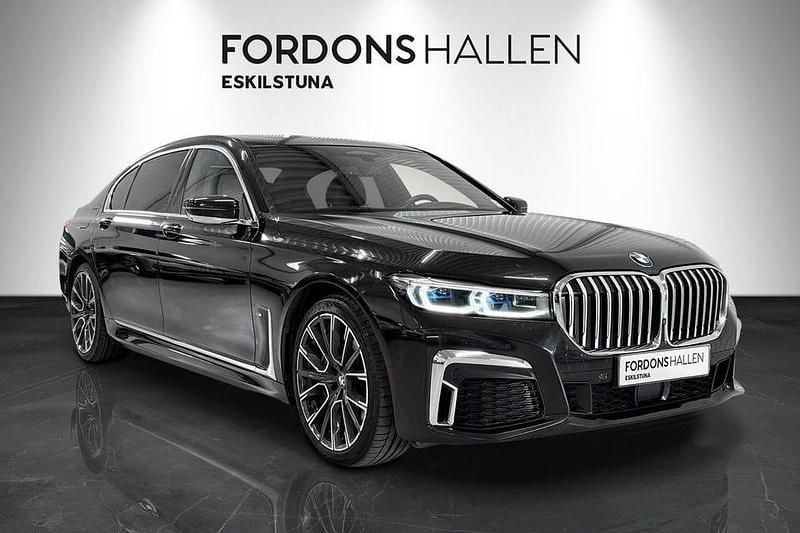Begagnad BMW 745 M Sport 394 HK (289 kW) 2019 Svart Sedan