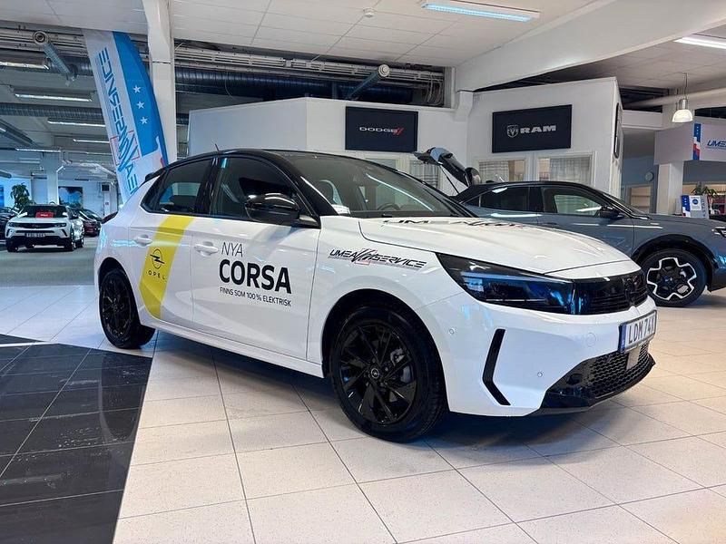 Begagnad Opel Corsa 131 HK (96 kW) 2023 Vit Halvkombi