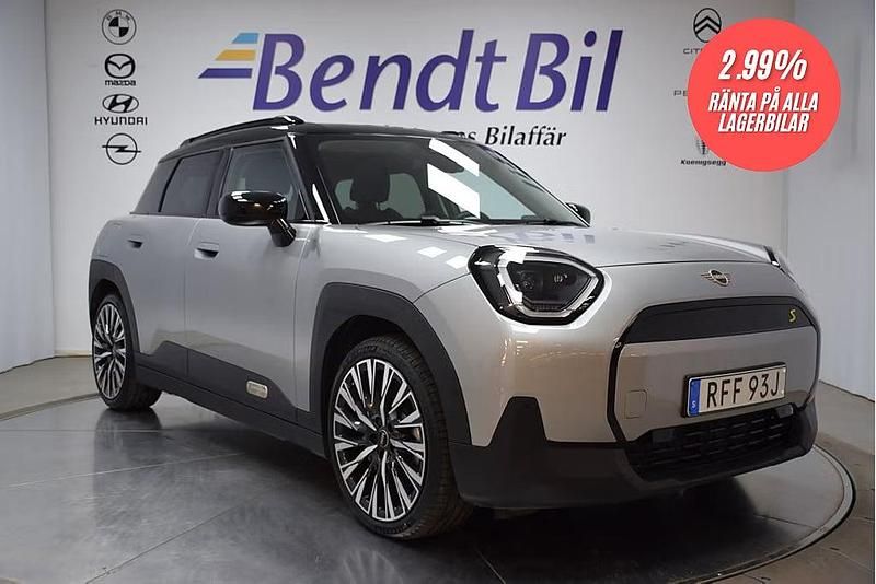 Begagnad Mini Aceman 160 kW (218 HK) 2024 Melting silver iii SUV