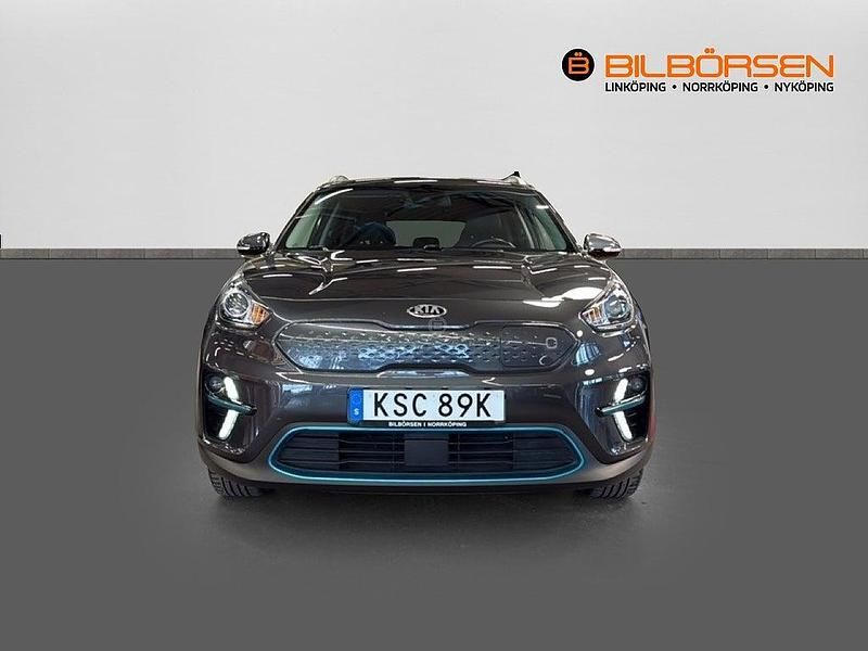 Begagnad Kia e-Niro Advance 110 kW (150 HK) 2019 Grå SUV