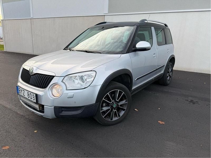 Silver Begagnad 2013 Skoda Yeti Experience SUV | 69 999 kr (Superpris) - Bild 1/4