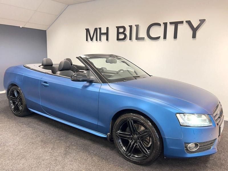 Vit Begagnad 2011 Audi A5 Cabriolet S-Line Cab | 129 900 kr (Superpris) - Bild 1/4