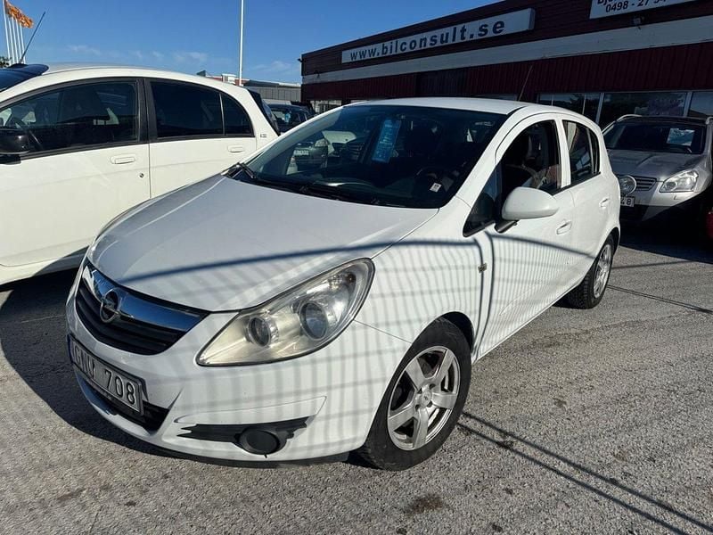 Vit Begagnad 2008 Opel Corsa Enjoy Halvkombi | 29 864 kr (Dyr) - Bild 1/4
