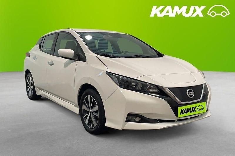 Vit Begagnad 2021 Nissan Leaf N-Connecta Halvkombi | 144 800 kr (Bra pris) - Bild 1/4