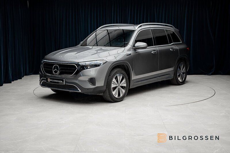Mörkgrå Begagnad 2022 Mercedes EQB300 Progressive SUV | 364 900 kr (Superpris) - Bild 1/4
