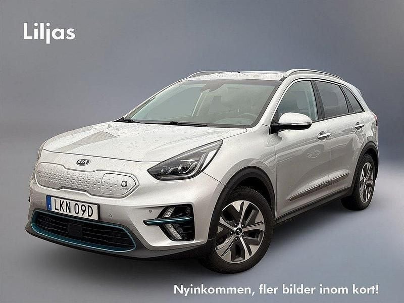 Grå Begagnad 2020 Kia e-Niro Advance SUV | 215 000 kr (Marknadspris) - Bild 1/4