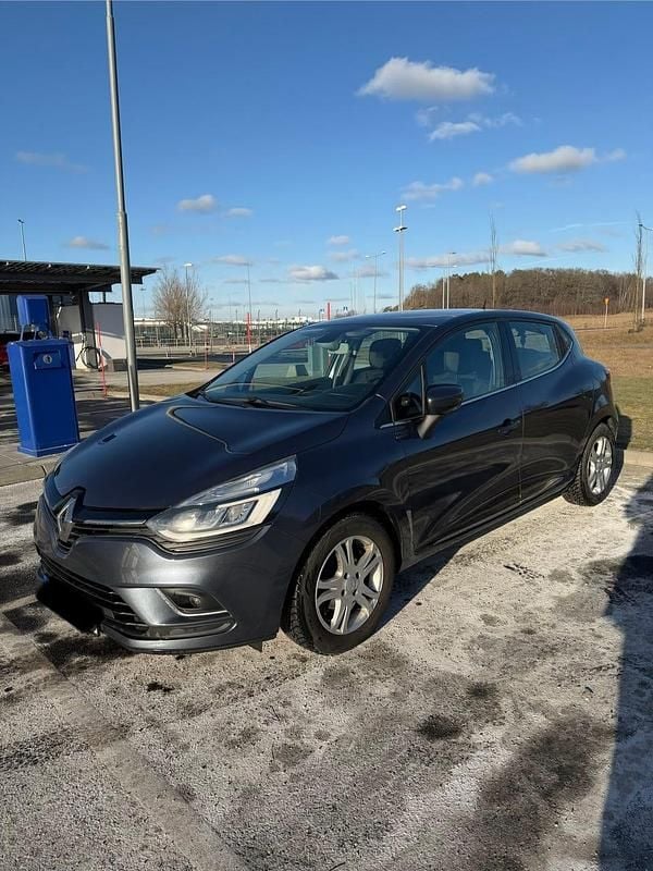 Begagnad 2017 Renault Clio IV | 80 000 kr (Bra pris) - Bild 1/4