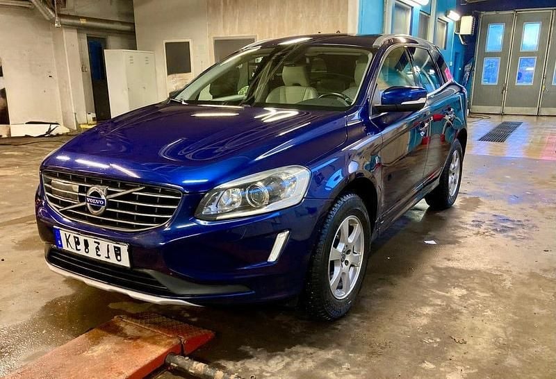 Begagnad 2016 Volvo XC60 SUV | 135 000 kr (Superpris) - Bild 1/4
