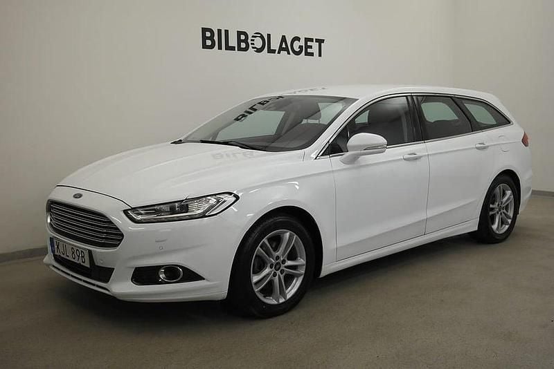Begagnad Ford Mondeo Titanium 150 HK (110 kW) 2019 Vit Kombi