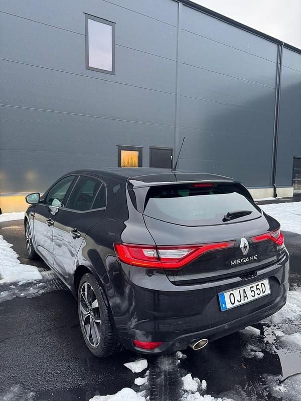 Begagnad Renault Mégane IV 140 HK (102 kW) 2019