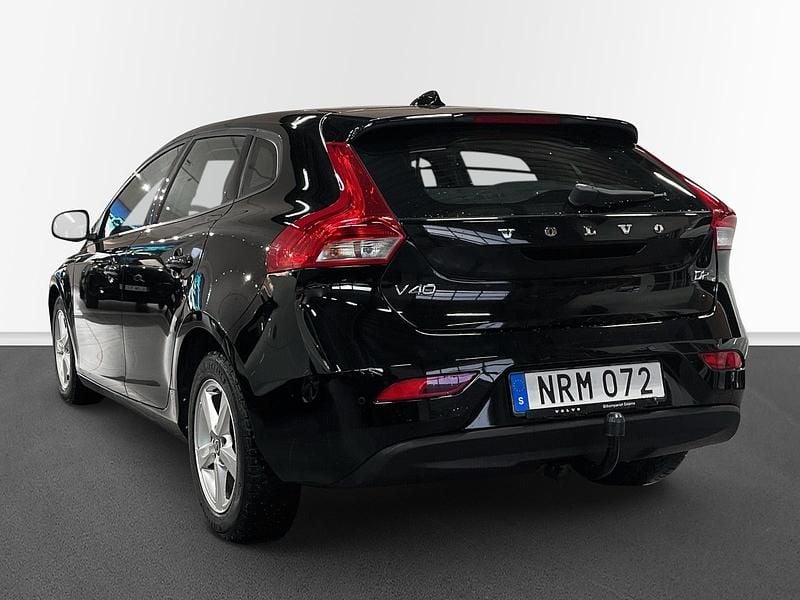 Begagnad Volvo V40 Business Edition 121 HK (88 kW) 2017 Svart Kombi