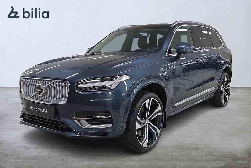 Blå Begagnad 2024 Volvo XC90 SUV | 754 000 kr (Marknadspris) - Bild 1/1