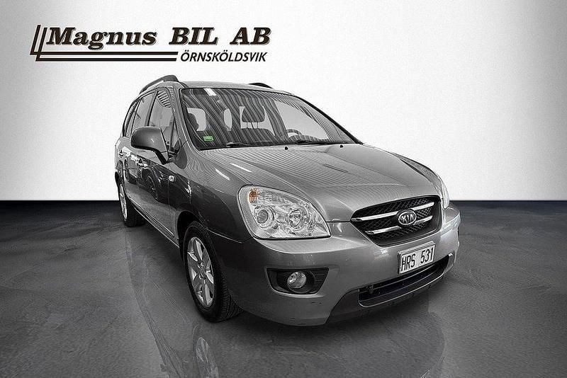 Grå Begagnad 2008 Kia Carens Minibuss | 44 900 kr (Lite dyr) - Bild 1/4
