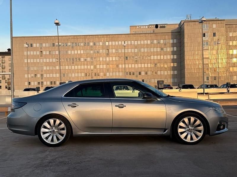 Granite grey metallic Begagnad 2011 Saab 9-5 Aero | 260 000 kr - Bild 1/4