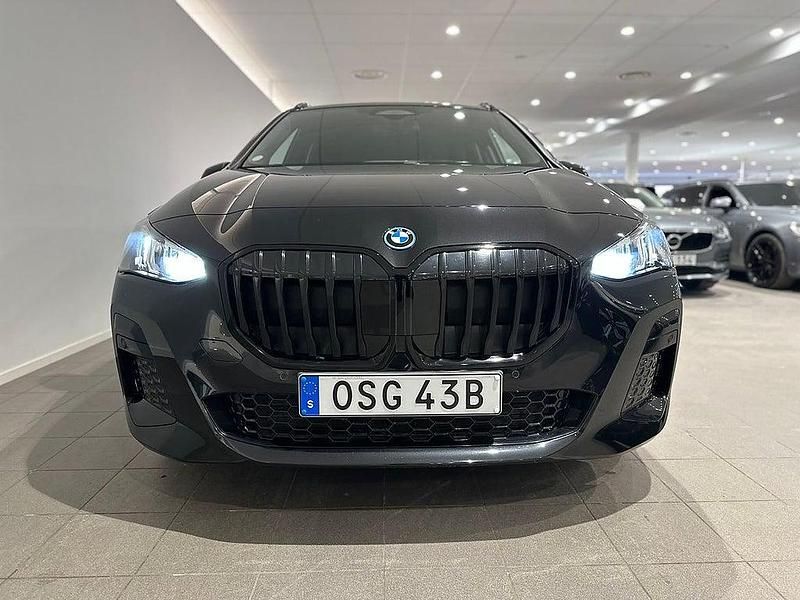 Begagnad BMW 225 M Sport 136 HK (100 kW) 2023 Svart Kombi